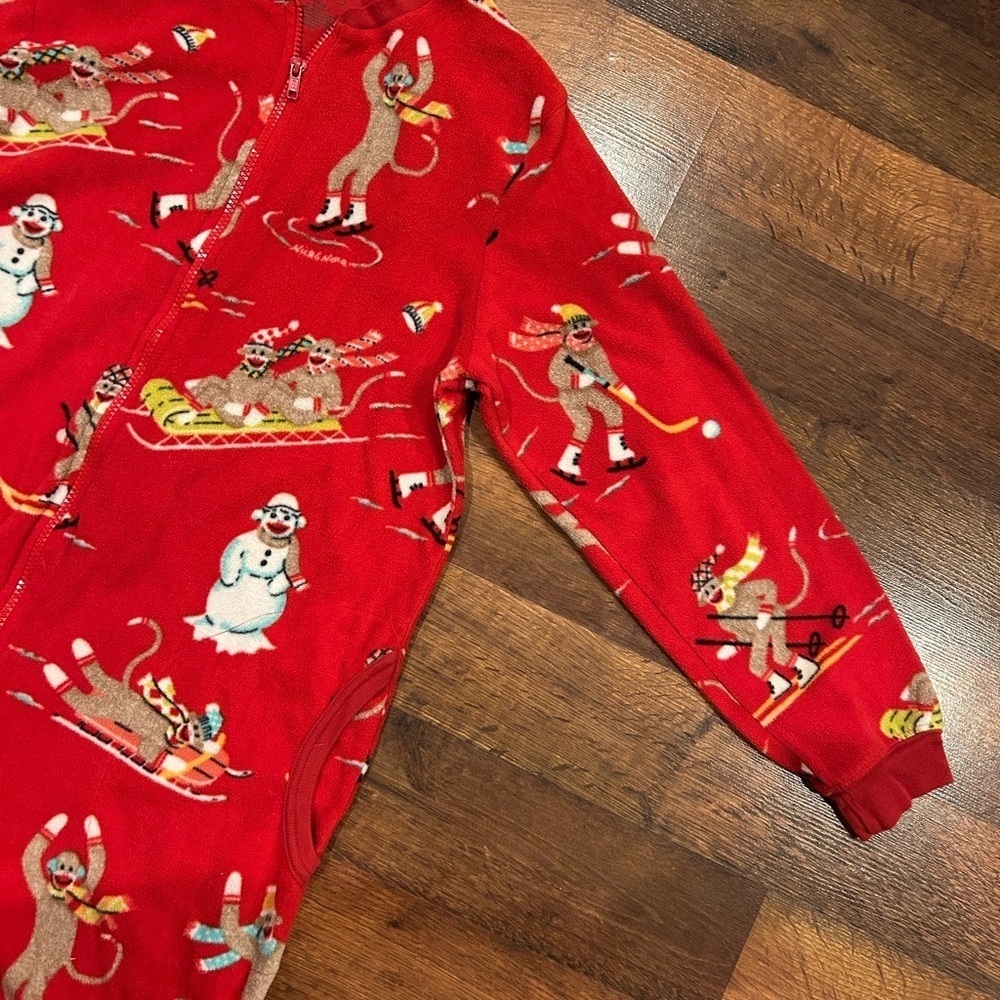 Nick & Nora Sock Monkey One Piece Pajama Zip M Women Red Ice Skating Sledding - Picture 4 of 8